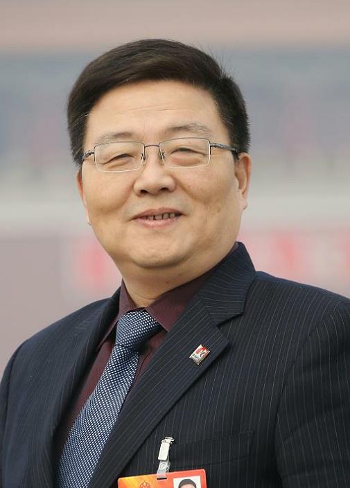 全国人大代表肖伟：建议加快中药防治重大病毒感染性疾病创新药物研发