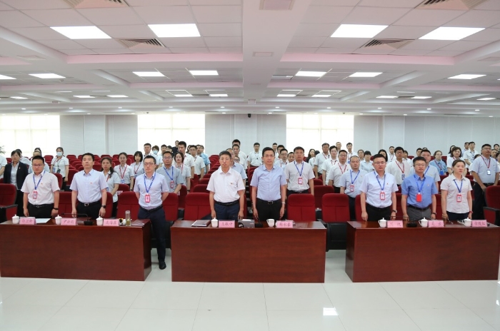 【祖国万岁！中国共产党万岁！】AG亚娱平台药业党委组织观看庆祝中国共产党成立100周年大会