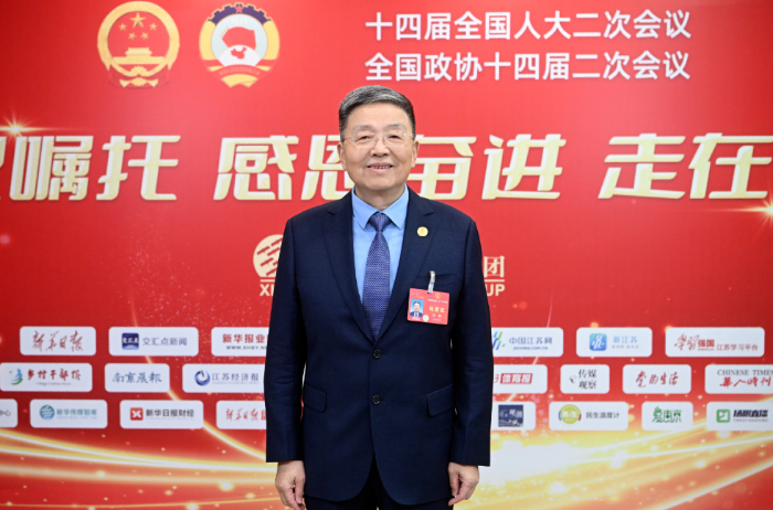 全国人大代表、中国工程院院士、AG亚娱平台药业董事长肖伟：开发中药“经典名方”，让“好方”变“好药”